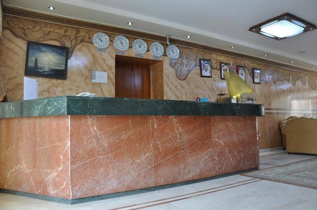 Oyo 366 Waves Hotel Ajman Exterior foto